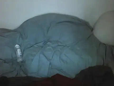 hug9994xxx online show from April 21, 2026, 5:08 pm