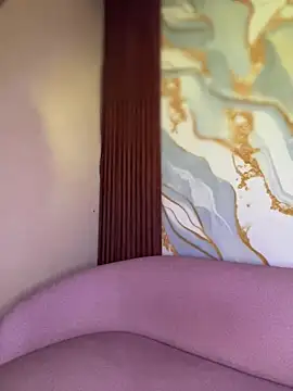 marian boobss online show from April 20, 2026, 1:24 pm