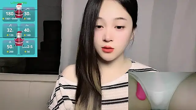 woaiqinqin online show from April 19, 2026, 4:19 pm