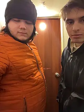 Snapshot of desiredude9 chatting on February 13, 2026, 4:51 pm desiredude9 online show from February 13, 2026, 4:51 pm