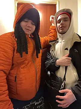 Snapshot of desiredude9 chatting on February 8, 2026, 5:32 pm desiredude9 online show from February 8, 2026, 5:32 pm