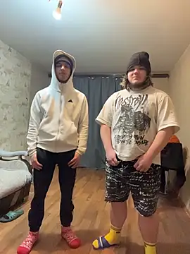 Snapshot of desiredude9 chatting on March 1, 2026, 6:41 pm desiredude9 online show from March 1, 2026, 6:41 pm