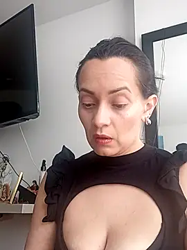 sarita star online show from October 28, 2025, 5:01 pm