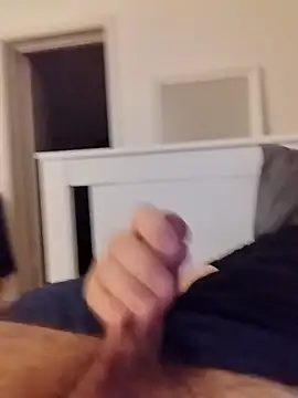 Snapshot of NewJoiner chatting on September 23, 2025, 9:00 pm NewJoiner online show from September 23, 2025, 9:00 pm