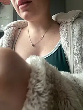 Sophsaysxox online show from October 20, 2025, 7:53 am