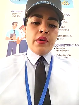 Snapshot of MAYE__13 chatting on November 10, 2025, 1:16 pm MAYE 13 online show from November 10, 2025, 1:16 pm