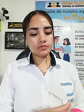 Snapshot of MAYE__13 chatting on July 2, 2026, 12:33 pm MAYE 13 online show from July 2, 2026, 12:33 pm