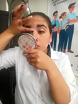 Snapshot of MAYE__13 chatting on February 25, 2026, 2:06 pm MAYE 13 online show from February 25, 2026, 2:06 pm