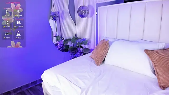 Snapshot of MariathLittle chatting on September 30, 2025, 5:52 pm MariathLittle online show from September 30, 2025, 5:52 pm