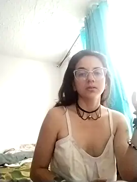 Snapshot of DaKoTa_LuNaR chatting on October 27, 2025, 7:59 pm DaKoTa LuNaR online show from October 27, 2025, 7:59 pm