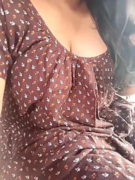 Aaradhya Sharma online show from October 27, 2025, 9:54 am