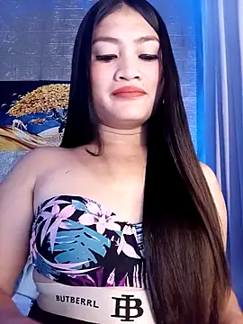 Snapshot of Naughtyalina2 chatting on December 14, 2025, 10:26 pm Naughtyalina2 online show from December 14, 2025, 10:26 pm