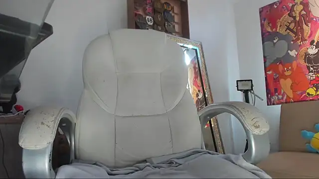 Snapshot of mila_dash chatting on November 14, 2025, 11:47 am mila dash online show from November 14, 2025, 11:47 am