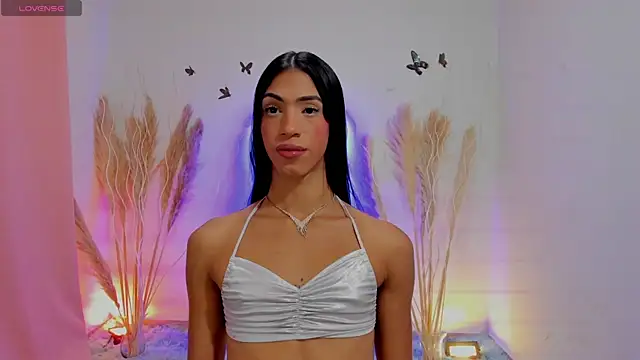 Snapshot of REINA_ADAHARA chatting on November 7, 2025, 10:31 am REINA ADAHARA online show from November 7, 2025, 10:31 am