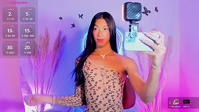 Snapshot of REINA_ADAHARA chatting on November 8, 2025, 9:57 am REINA ADAHARA online show from November 8, 2025, 9:57 am