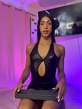 Snapshot of REINA_ADAHARA chatting on November 20, 2025, 10:49 am REINA ADAHARA online show from November 20, 2025, 10:49 am