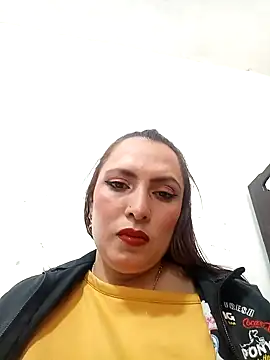 VERONICA  03 online show from November 22, 2025, 3:11 pm