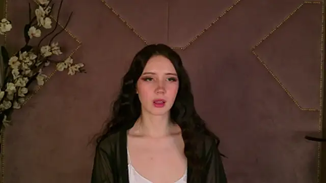 Snapshot of GraceMartinos chatting on December 3, 2025, 8:52 pm GraceMartinos online show from December 3, 2025, 8:52 pm