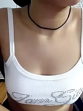 Deepa devi69 online show from October 30, 2025, 6:38 pm