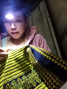 Ngocmi909 online show from November 3, 2025, 1:47 pm