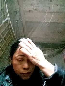 Snapshot of Sa2mh20 chatting on December 17, 2025, 10:31 am Sa2mh20 online show from December 17, 2025, 10:31 am