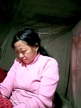 Snapshot of Sa2mh20 chatting on December 19, 2025, 11:45 am Sa2mh20 online show from December 19, 2025, 11:45 am