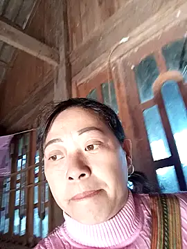 Snapshot of Sa2mh20 chatting on December 22, 2025, 2:33 am Sa2mh20 online show from December 22, 2025, 2:33 am