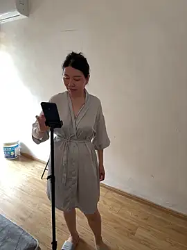 xiiuuff18 online show from June 2, 2026, 1:16 am