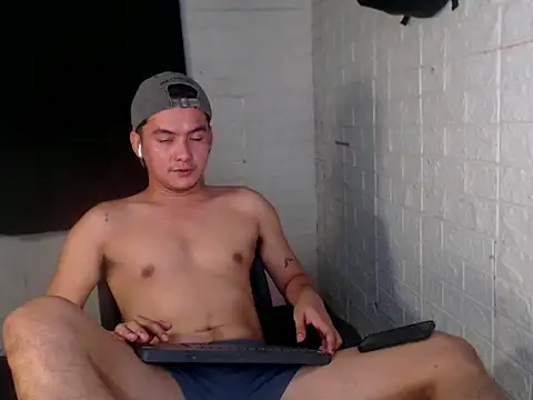 Snapshot of Tempting_jon chatting on May 16, 2026, 6:01 am Tempting jon online show from May 16, 2026, 6:01 am
