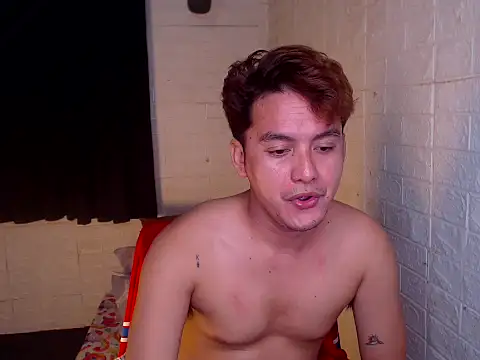 Snapshot of Tempting_jon chatting on May 22, 2026, 12:47 pm Tempting jon online show from May 22, 2026, 12:47 pm