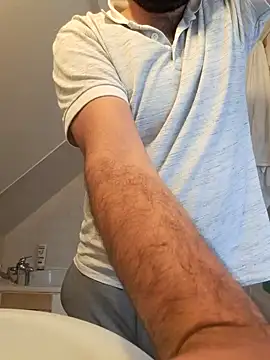 Snapshot of Devran464354 chatting on October 23, 2025, 11:09 am Devran464354 online show from October 23, 2025, 11:09 am