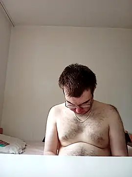 Snapshot of LolGamer54321 chatting on March 12, 2026, 1:37 pm LolGamer54321 online show from March 12, 2026, 1:37 pm