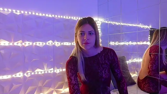 Aishha  online show from October 23, 2025, 5:06 am