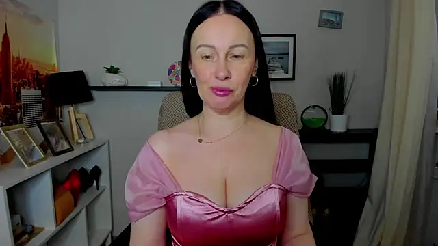 Velvet Jasmine online show from November 1, 2025, 7:35 am