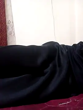 Snapshot of Dirtymorrocainbabe chatting on September 27, 2025, 2:12 pm Dirtymorrocainbabe online show from September 27, 2025, 2:12 pm