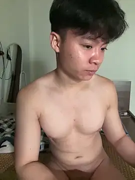 anhduc2k555 online show from February 5, 2026, 2:13 pm