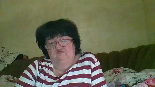 Snapshot of MilaSky5303 chatting on November 15, 2025, 10:03 pm MilaSky5303 online show from November 15, 2025, 10:03 pm