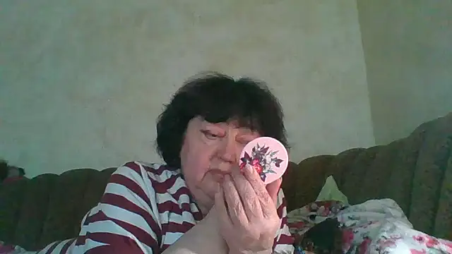 Snapshot of MilaSky5303 chatting on November 14, 2025, 9:46 am MilaSky5303 online show from November 14, 2025, 9:46 am