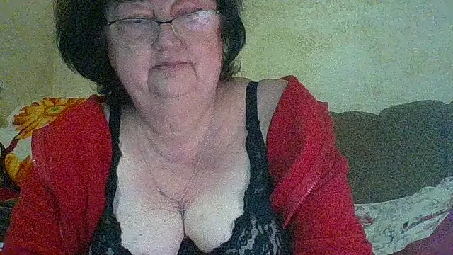 MilaSky5303 online show from January 5, 2026, 6:11 pm