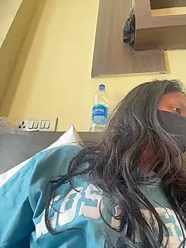 indianshycouple online show from February 9, 2026, 10:13 am