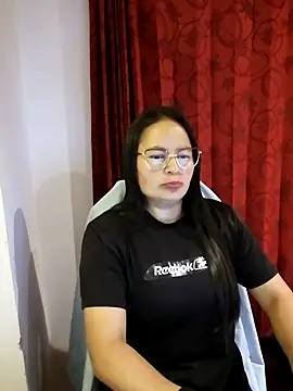 Daliz Leon online show from November 26, 2025, 11:16 pm