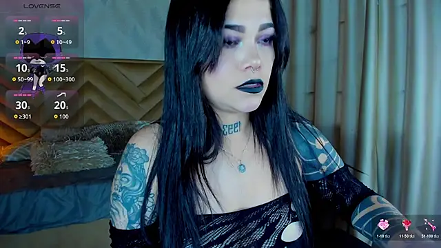 Snapshot of _raven_black chatting on November 18, 2025, 3:15 pm raven black online show from November 18, 2025, 3:15 pm