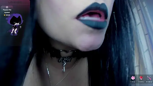 Snapshot of _raven_black chatting on November 4, 2025, 12:20 pm raven black online show from November 4, 2025, 12:20 pm