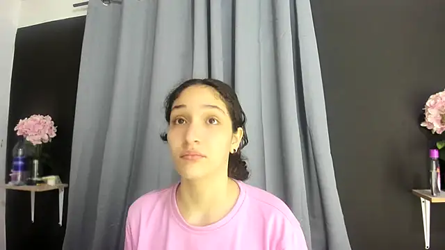 TeensNews18 online show from January 9, 2026, 12:01 pm