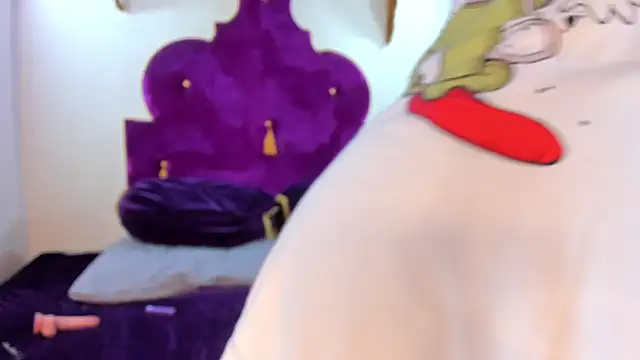 Laurentyler   online show from March 13, 2026, 4:50 am