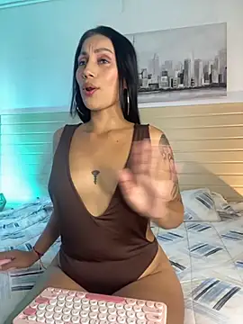 Snapshot of GabiHills chatting on November 22, 2025, 7:02 pm GabiHills online show from November 22, 2025, 7:02 pm