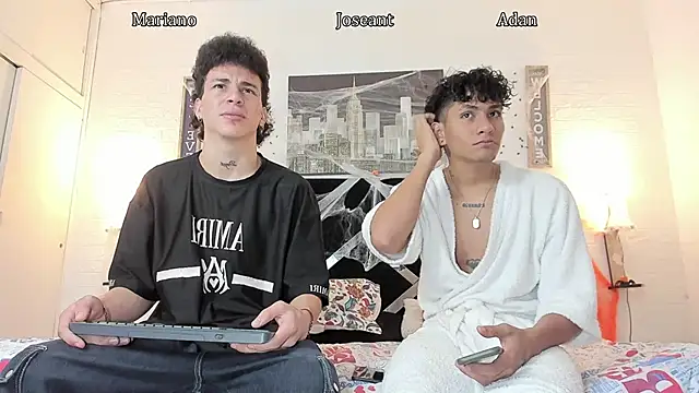 Adan Oriol online show from October 31, 2025, 3:58 am