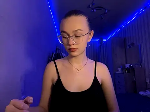 Snapshot of bellameow88 chatting on September 28, 2025, 12:01 pm bellameow88 online show from September 28, 2025, 12:01 pm