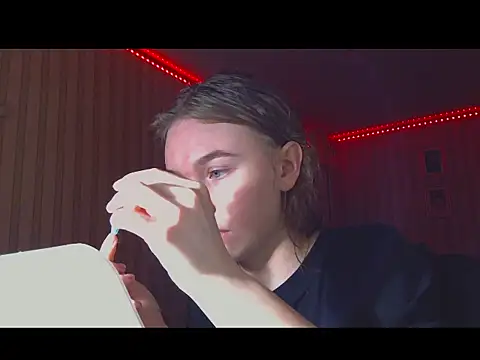 Snapshot of bellameow88 chatting on December 18, 2025, 11:36 am bellameow88 online show from December 18, 2025, 11:36 am