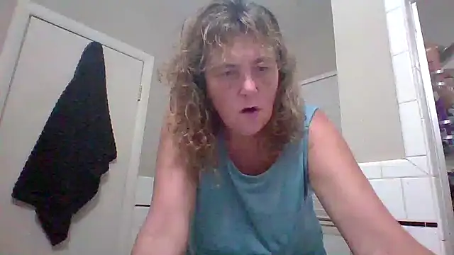 Snapshot of Bored_Grandma chatting on September 21, 2025, 1:55 am Bored Grandma online show from September 21, 2025, 1:55 am